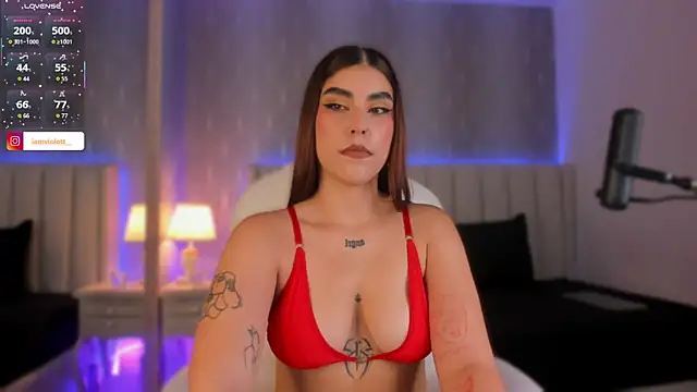 Violeta-Marquez online show from November 2025 07:30:02 PM