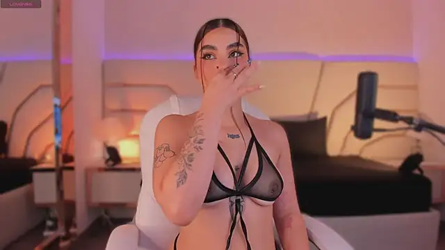 Violeta-Marquez online show from November 2025 11:36:02 AM