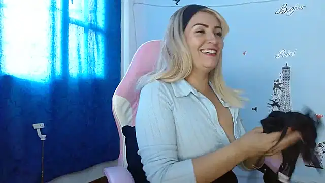 nanis milf online show from April 2026 01:34:01 PM