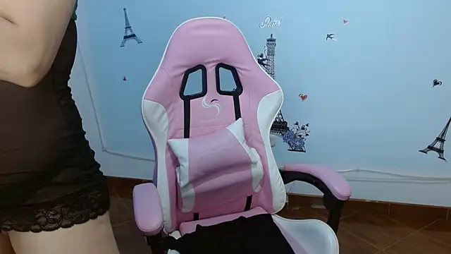 nanis milf online show from April 2026 01:45:02 PM