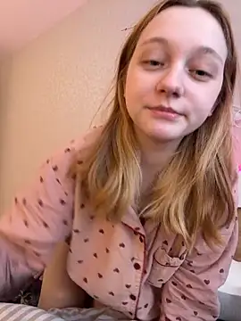 Bonechka online show from April 2026 07:44:02 AM