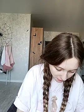 Snapshot of Bonechka chatting on October 2025 07:50:02 AM Bonechka online show from October 2025 07:50:02 AM