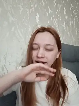 Snapshot of Bonechka chatting on February 2026 05:28:02 AM Bonechka online show from February 2026 05:28:02 AM