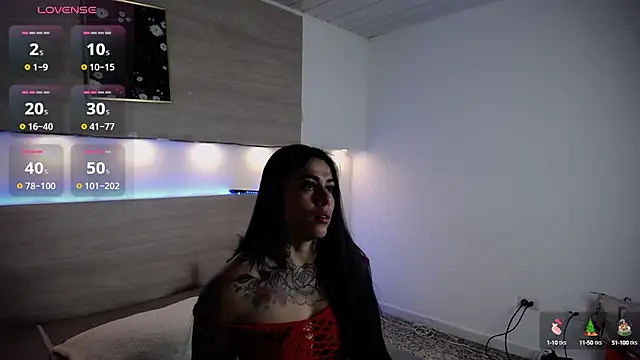 Cristal Velle online show from October 2025 12:17:02 PM