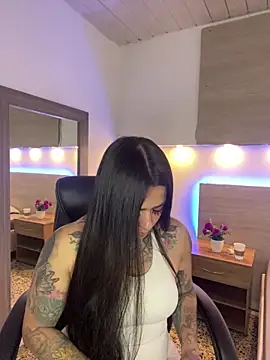 Cristal Velle online show from September 2025 12:38:02 PM