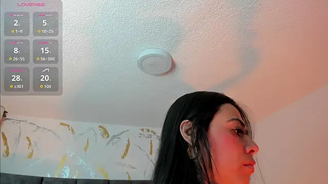 Cristal Velle online show from April 2026 10:44:01 AM