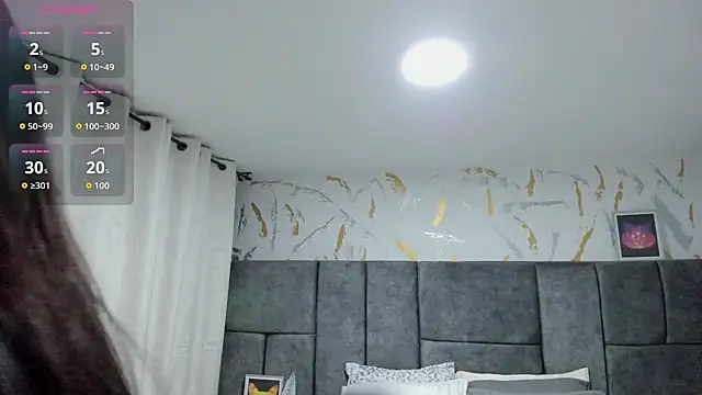 Cristal Velle online show from December 2025 12:40:01 PM