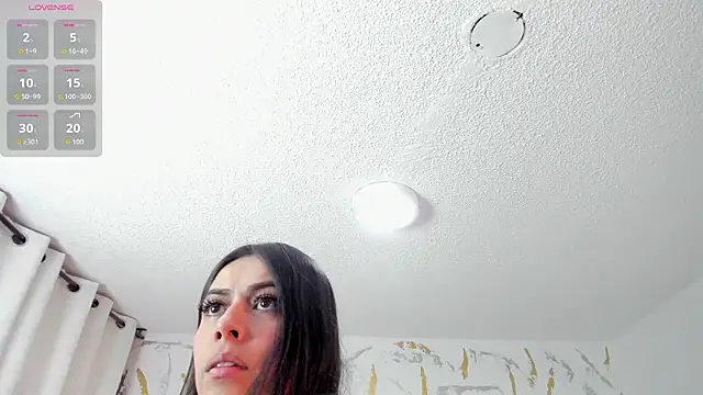 Cristal Velle online show from February 2026 01:27:01 PM