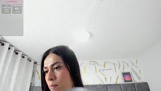 Cristal Velle online show from November 2025 12:42:01 PM