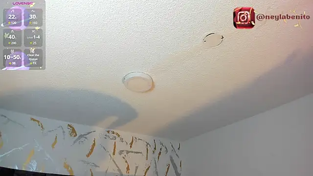 Cristal Velle online show from July 2026 01:13:02 PM