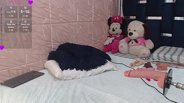 Aleska128 online show from April 2026 08:54:02 AM