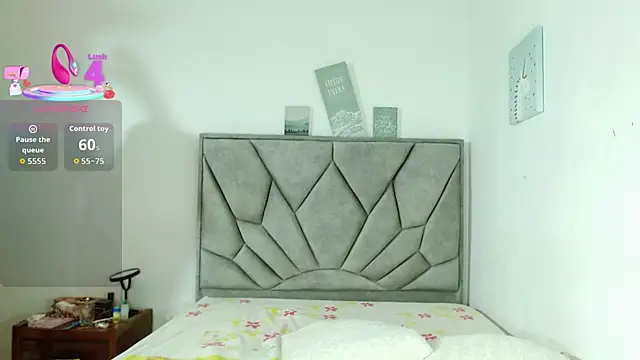 Snapshot of leslybrown chatting on December 2025 09:08:02 PM leslybrown online show from December 2025 09:08:02 PM