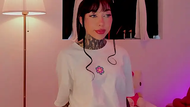 Dani Valen online show from September 2025 09:54:02 PM