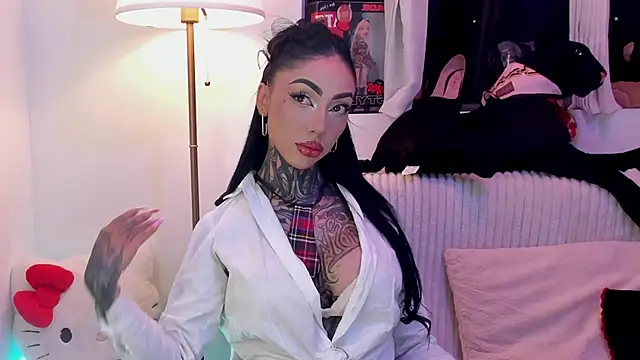 Snapshot of Dani_Valen chatting on June 2026 01:05:02 AM Dani Valen online show from June 2026 01:05:02 AM