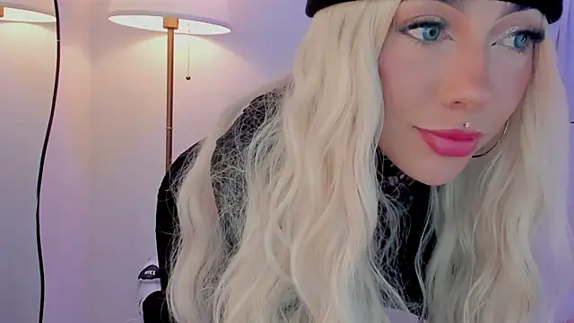 Snapshot of Dani_Valen chatting on November 2025 10:57:02 PM Dani Valen online show from November 2025 10:57:02 PM