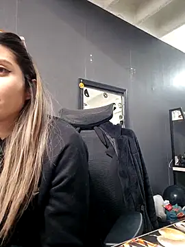 Snapshot of Isabella_Varella chatting on October 2025 01:50:02 AM Isabella Varella online show from October 2025 01:50:02 AM