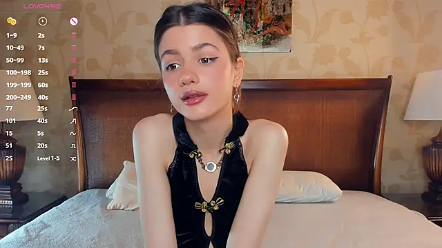 CathrynCovil online show from November 2025 08:18:02 AM