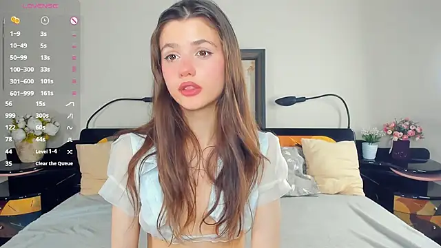 CathrynCovil online show from June 2026 04:07:02 PM