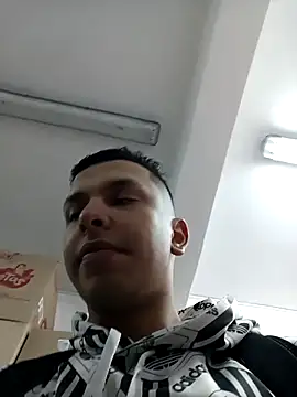 Snapshot of connor_steel2 chatting on March 2025 04:00:02 PM connor steel2 online show from March 2025 04:00:02 PM