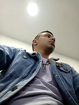 Snapshot of connor_steel2 chatting on March 2025 10:00:02 PM connor steel2 online show from March 2025 10:00:02 PM