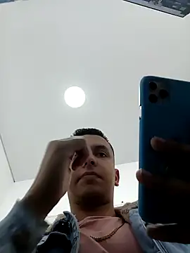 Snapshot of connor_steel2 chatting on March 2025 03:34:01 PM connor steel2 online show from March 2025 03:34:01 PM