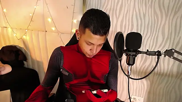 Snapshot of connor_steel2 chatting on March 2025 04:20:02 AM connor steel2 online show from March 2025 04:20:02 AM