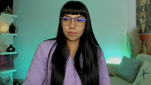 Snapshot of Saraa_Desiree chatting on September 2025 09:42:01 PM Saraa Desiree online show from September 2025 09:42:01 PM