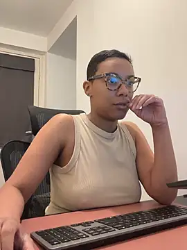 Melia Rayne online show from April 2026 10:22:02 AM