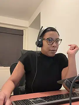 Melia Rayne online show from February 2026 11:23:01 AM