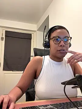 Melia Rayne online show from January 2026 11:50:01 AM