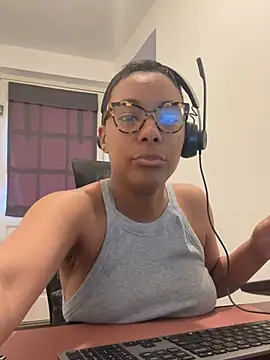 Melia Rayne online show from April 2026 09:33:01 AM