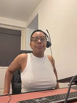 Melia Rayne online show from March 2026 11:50:01 AM