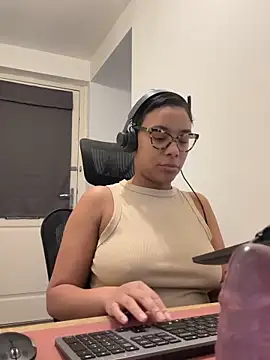 Melia Rayne online show from January 2026 11:14:01 AM