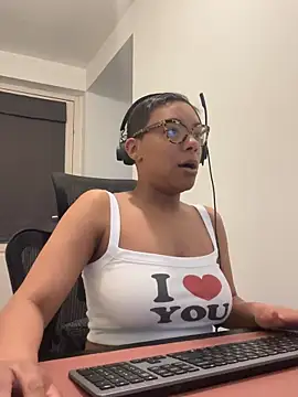 Melia Rayne online show from April 2026 11:05:01 AM