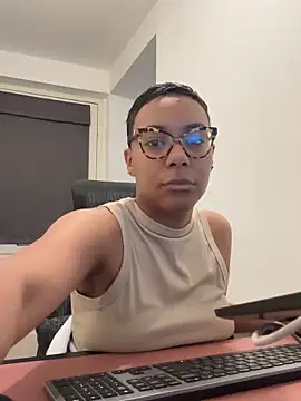 Melia Rayne online show from March 2026 10:15:01 AM