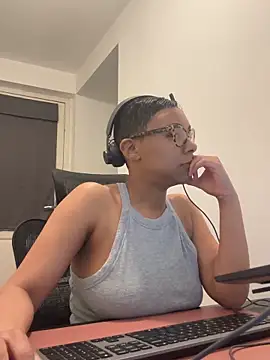 Melia Rayne online show from March 2026 10:49:01 AM