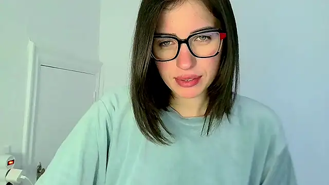 Snapshot of neferutt chatting on November 2025 10:09:02 AM neferutt online show from November 2025 10:09:02 AM