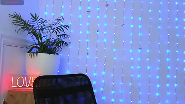 Snapshot of neferutt chatting on January 2026 11:59:02 AM neferutt online show from January 2026 11:59:02 AM