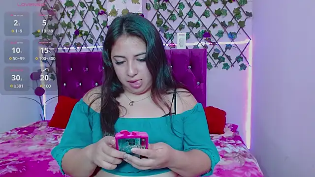 Anny  cute online show from March 2025 04:38:02 PM