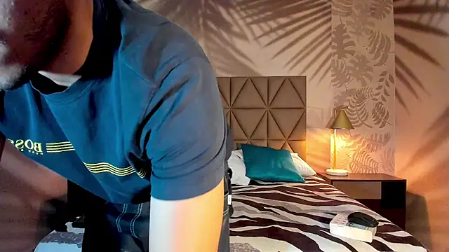 ETHAN DRAVEN online show from September 2025 07:20:02 PM