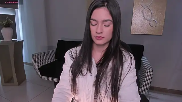 BellaClark1 online show from October 2025 03:52:01 AM