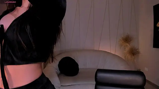 BellaClark1 online show from September 2025 02:50:01 AM