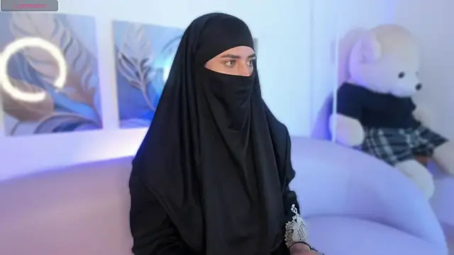 Snapshot of salma_arabicc chatting on October 2025 04:17:02 PM salma arabicc online show from October 2025 04:17:02 PM