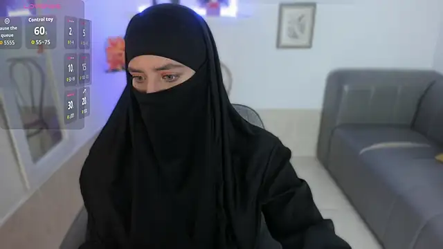 Snapshot of salma_arabicc chatting on December 2025 04:44:02 AM salma arabicc online show from December 2025 04:44:02 AM