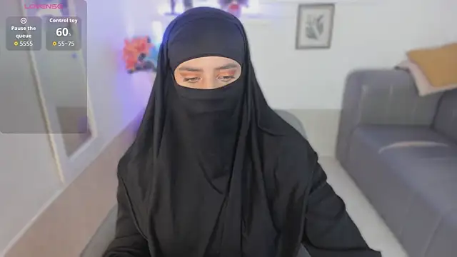 Snapshot of salma_arabicc chatting on November 2025 04:22:02 AM salma arabicc online show from November 2025 04:22:02 AM