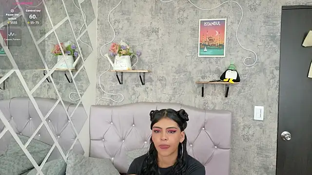 Devil AliceXo online show from April 2026 09:11:02 PM