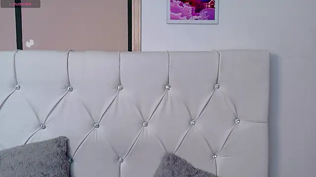 Devil AliceXo online show from April 2026 09:39:33 PM