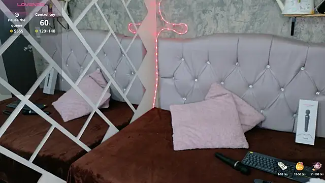 Devil AliceXo online show from October 2025 08:50:02 PM