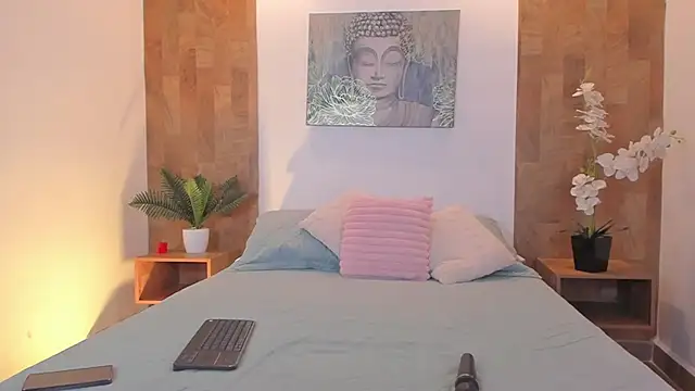 isabella winkler online show from April 2026 11:56:02 AM