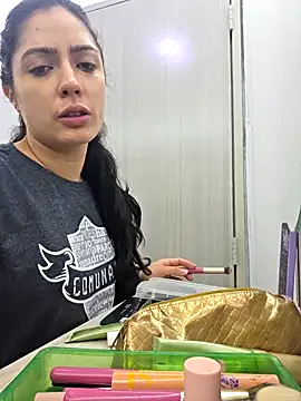 isabella winkler online show from March 2026 10:41:02 AM